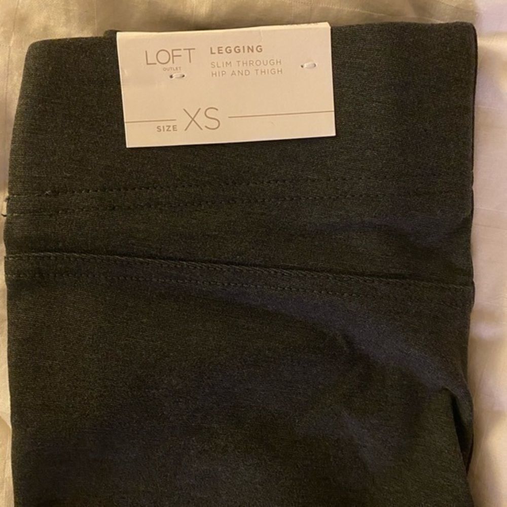 LOFT Dark Grey Ponte Leggings-NWT     - Picture 6 of 7